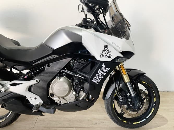 Comprar CF MOTO 650 MT (A) (TRES MALETAS) 2022 de segunda mano CF MOTO 650 MT (A) (TRES MALETAS) 2022 de segunda mano