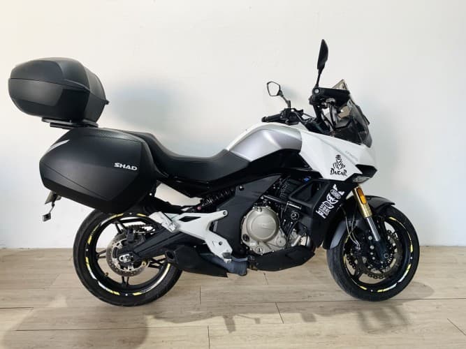 Comprar CF MOTO 650 MT (A) (TRES MALETAS) 2022 de segunda mano CF MOTO 650 MT (A) (TRES MALETAS) 2022 de segunda mano