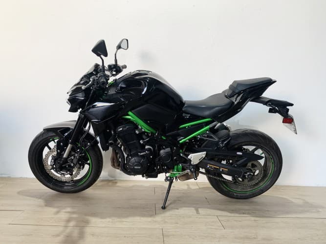 Comprar KAWASAKI Z 900 (A2) 2021 de segunda mano KAWASAKI Z 900 (A2) 2021 de segunda mano