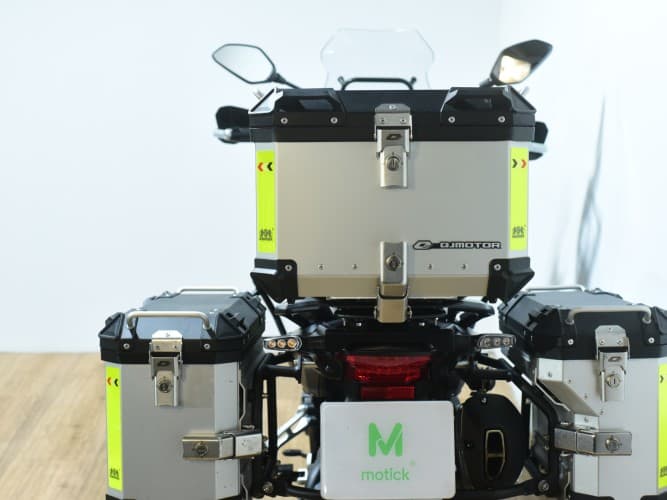 QJMOTOR SRT 550 X (TRES MALETAS) 2024 de segunda mano