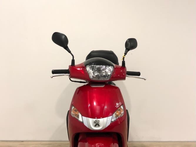 Comprar PEUGEOT TWEET 125 (BAUL) 2023 de segunda mano PEUGEOT TWEET 125 (BAUL) 2023 de segunda mano