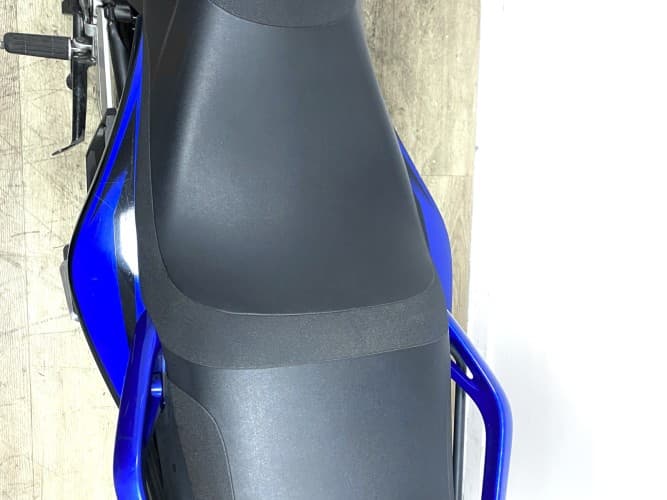 Comprar YAMAHA FZ6-S (TOP CASE) 2007 de segunda mano YAMAHA FZ6-S (TOP CASE) 2007 de segunda mano