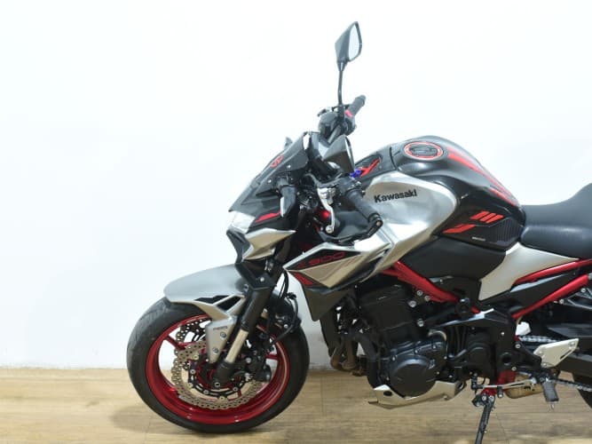 Comprar KAWASAKI Z 900 (E) (A2) 2023 de segunda mano KAWASAKI Z 900 (E) (A2) 2023 de segunda mano