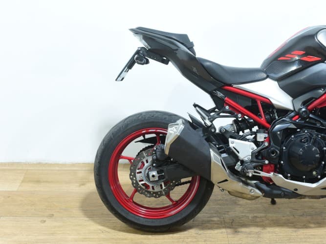 Comprar KAWASAKI Z 900 (E) (A2) 2023 de segunda mano KAWASAKI Z 900 (E) (A2) 2023 de segunda mano