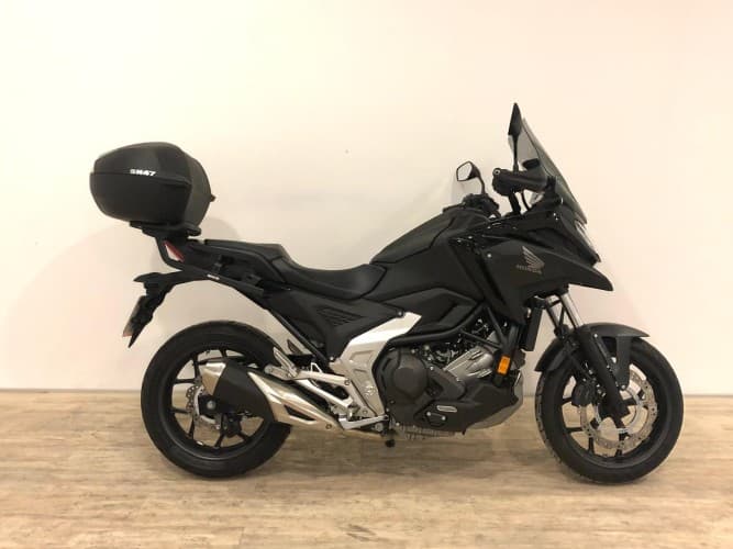HONDA NC 750 X (A) (DCT) (TOP CASE) 2023 de segunda mano