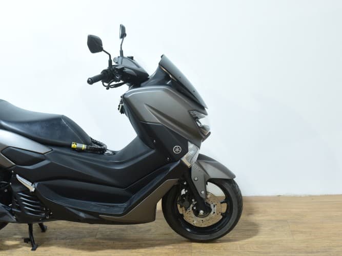 YAMAHA NMAX 125 2020 de segunda mano