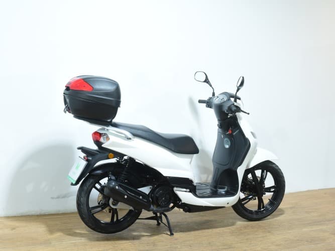 PEUGEOT TWEET 125 (IVA DEDUCIBLE) 2022 de segunda mano
