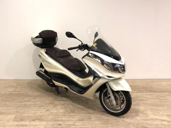 PIAGGIO X 10 500 EXECUTIVE (A2) (IVA DEDUCIBLE) 2014 de segunda mano