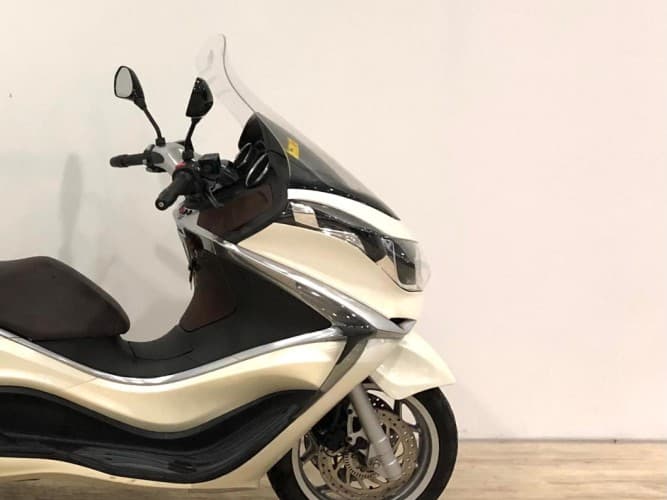 PIAGGIO X 10 500 EXECUTIVE (A2) (IVA DEDUCIBLE) 2014 de segunda mano