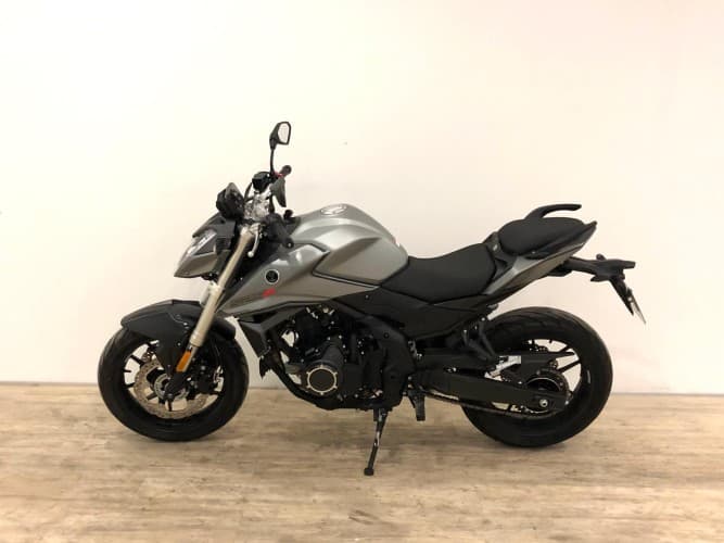 Comprar VOGE 525 R (A2) 2023 de segunda mano VOGE 525 R (A2) 2023 de segunda mano