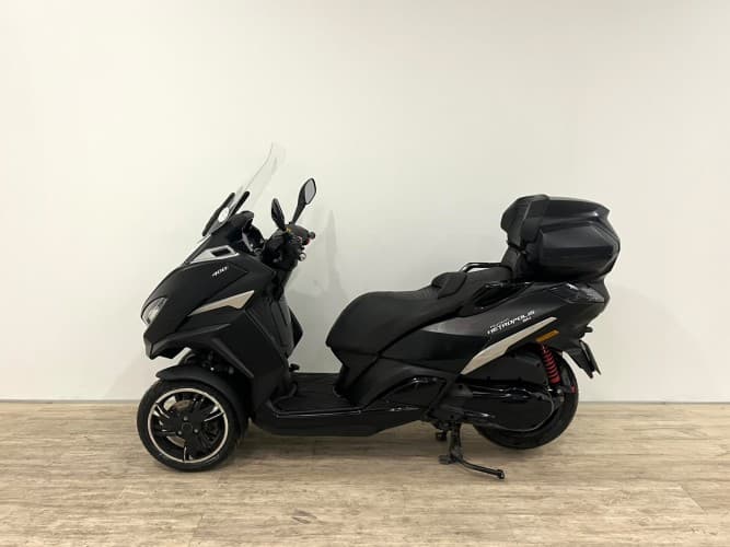 PEUGEOT METROPOLIS 400 SW (TOP CASE) (IVA DEDUCIBLE) 2023 de segunda mano