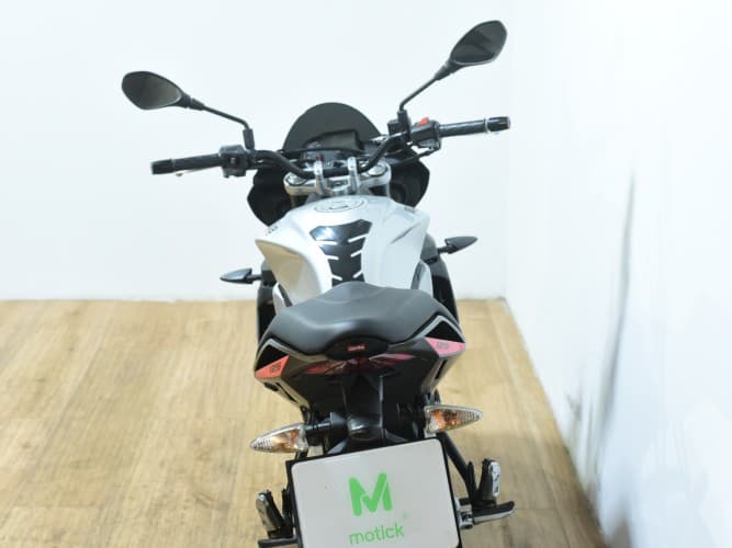 APRILIA TUONO 125 2021 de segunda mano