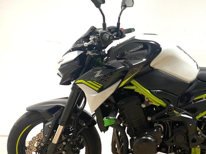 Comprar KAWASAKI Z 900 (FULL)(A) 2021 de segunda mano KAWASAKI Z 900 (FULL)(A) 2021 de segunda mano
