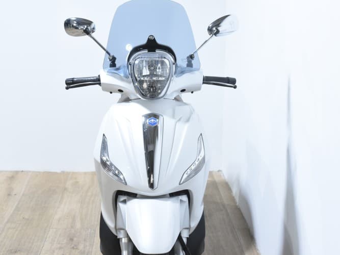 Comprar PIAGGIO BEVERLY 300 2020 de segunda mano PIAGGIO BEVERLY 300 2020 de segunda mano