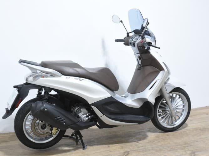 Comprar PIAGGIO BEVERLY 300 2020 de segunda mano PIAGGIO BEVERLY 300 2020 de segunda mano