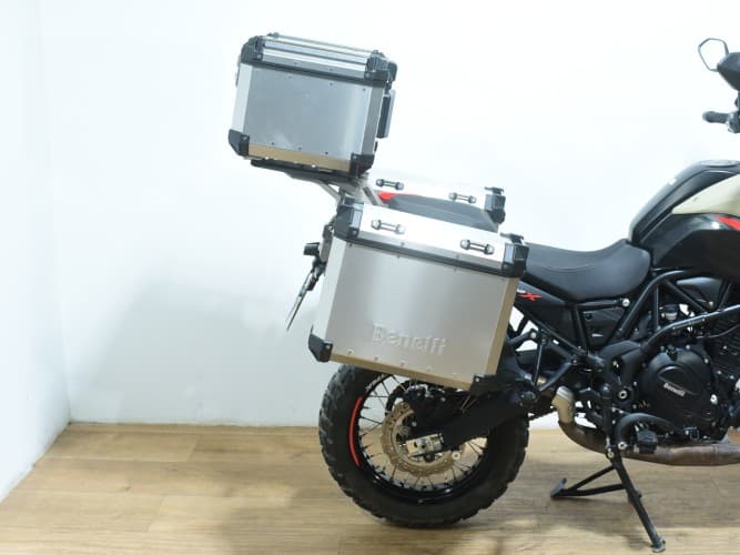 Comprar BENELLI TRK 702 X (A) (TRES MALETAS) 2024 de segunda mano BENELLI TRK 702 X (A) (TRES MALETAS) 2024 de segunda mano
