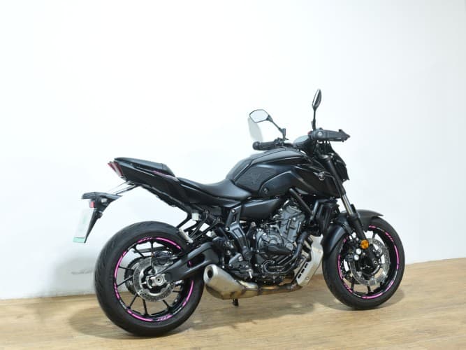 Comprar YAMAHA MT-07 (A2) 2022 de segunda mano YAMAHA MT-07 (A2) 2022 de segunda mano