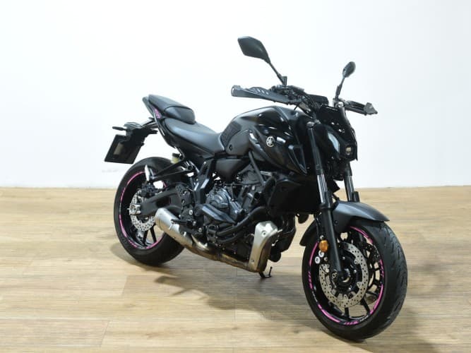 Comprar YAMAHA MT-07 (A2) 2022 de segunda mano YAMAHA MT-07 (A2) 2022 de segunda mano