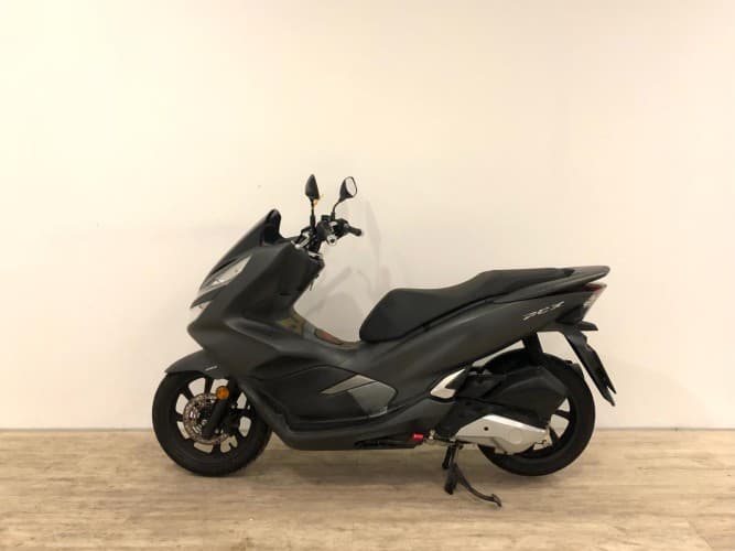HONDA PCX 125 2020 de segunda mano