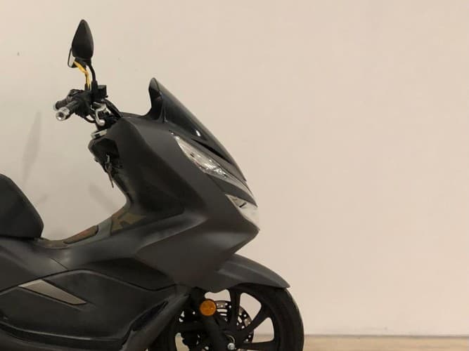 HONDA PCX 125 2020 de segunda mano