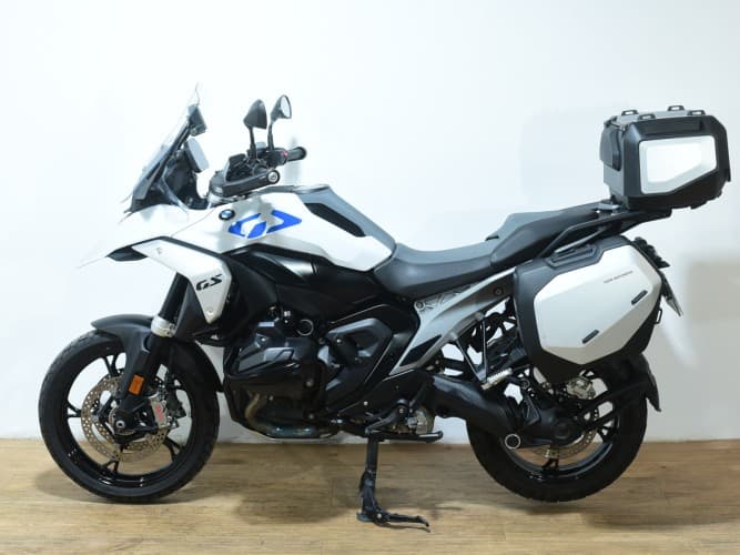 Comprar BMW R 1300 GS 3 PACKS- HIST. REVIS.COMPLETO-IVA DEDUC. 2024 de segunda mano BMW R 1300 GS 3 PACKS- HIST. REVIS.COMPLETO-IVA DEDUC. 2024 de segunda mano