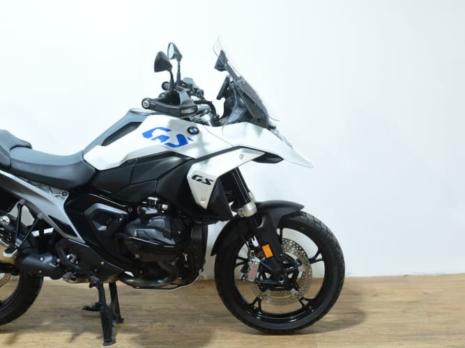 Comprar BMW R 1300 GS 3 PACKS- HIST. REVIS.COMPLETO-IVA DEDUC. 2024 de segunda mano BMW R 1300 GS 3 PACKS- HIST. REVIS.COMPLETO-IVA DEDUC. 2024 de segunda mano