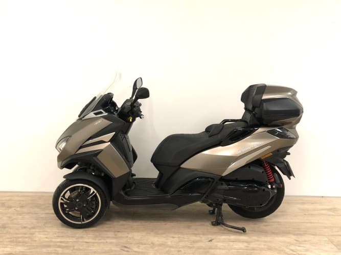 Comprar PEUGEOT METROPOLIS 400 SW 2023 de segunda mano PEUGEOT METROPOLIS 400 SW 2023 de segunda mano