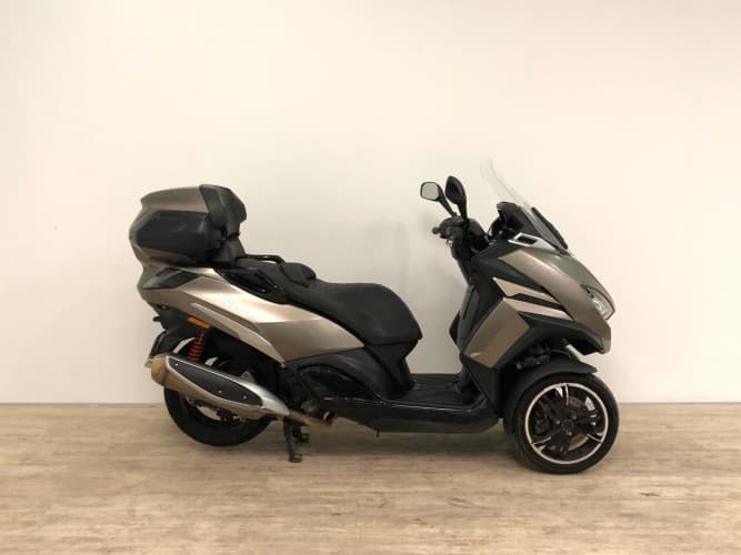 Comprar PEUGEOT METROPOLIS 400 SW 2023 de segunda mano PEUGEOT METROPOLIS 400 SW 2023 de segunda mano