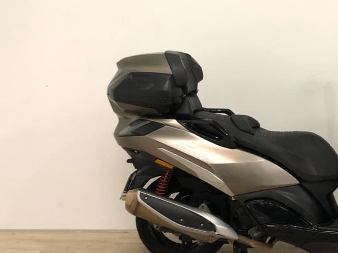Comprar PEUGEOT METROPOLIS 400 SW 2023 de segunda mano PEUGEOT METROPOLIS 400 SW 2023 de segunda mano