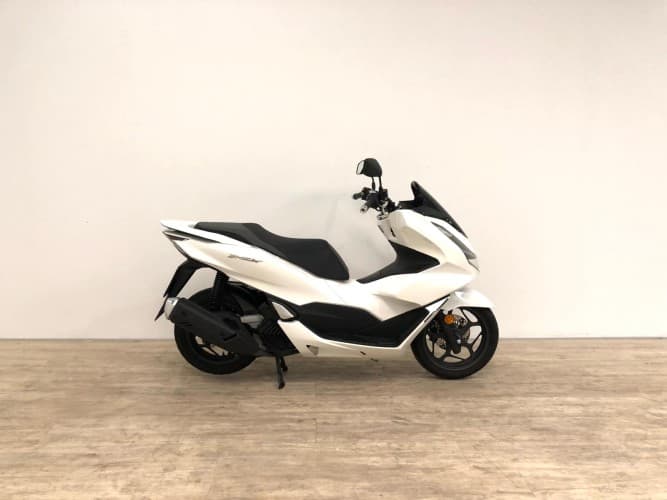 Comprar HONDA PCX 125 2022 de segunda mano HONDA PCX 125 2022 de segunda mano