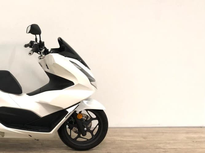 Comprar HONDA PCX 125 2022 de segunda mano HONDA PCX 125 2022 de segunda mano