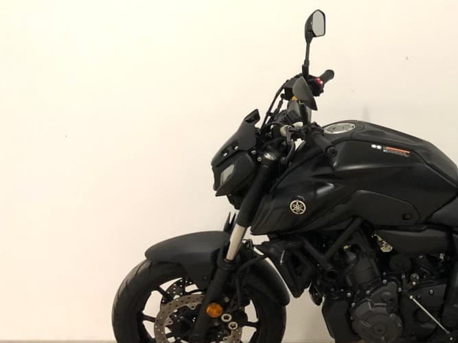 Comprar YAMAHA MT-07 (A2) 2021 de segunda mano YAMAHA MT-07 (A2) 2021 de segunda mano