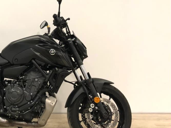 Comprar YAMAHA MT-07 (A2) 2021 de segunda mano YAMAHA MT-07 (A2) 2021 de segunda mano