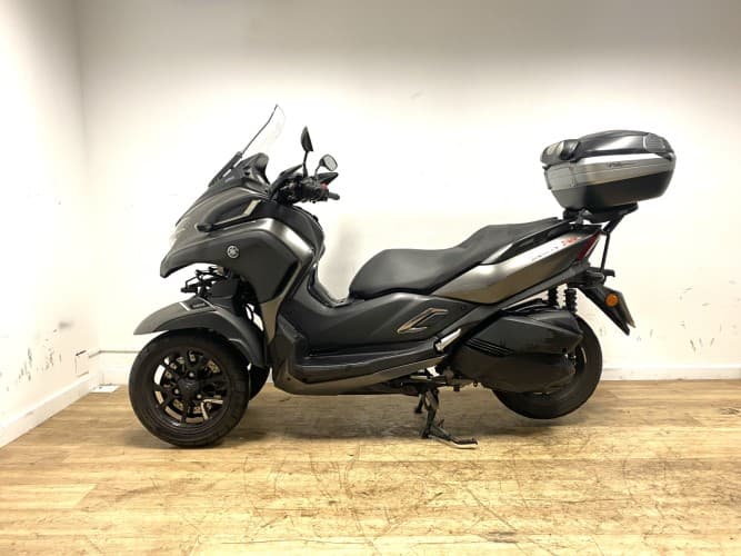 Comprar YAMAHA TRICITY 300 2021 de segunda mano YAMAHA TRICITY 300 2021 de segunda mano