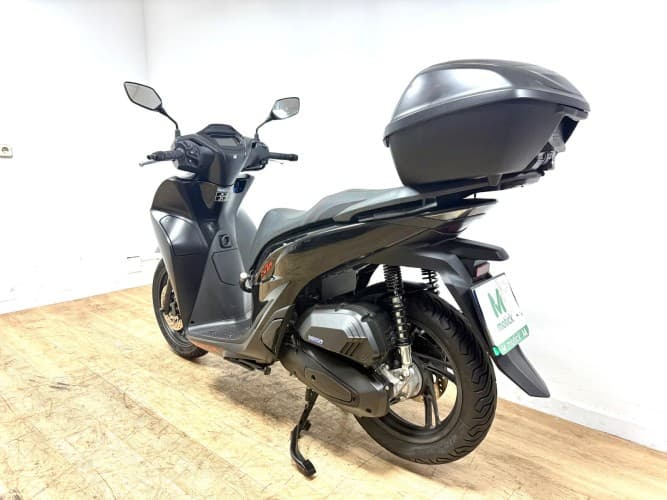 Comprar HONDA SH 125 (TOP CASE) 2026 de segunda mano HONDA SH 125 (TOP CASE) 2026 de segunda mano