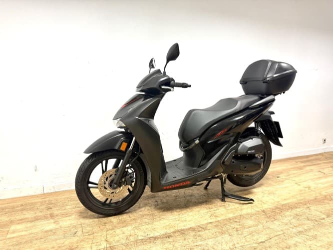 Comprar HONDA SH 125 (TOP CASE) 2026 de segunda mano HONDA SH 125 (TOP CASE) 2026 de segunda mano