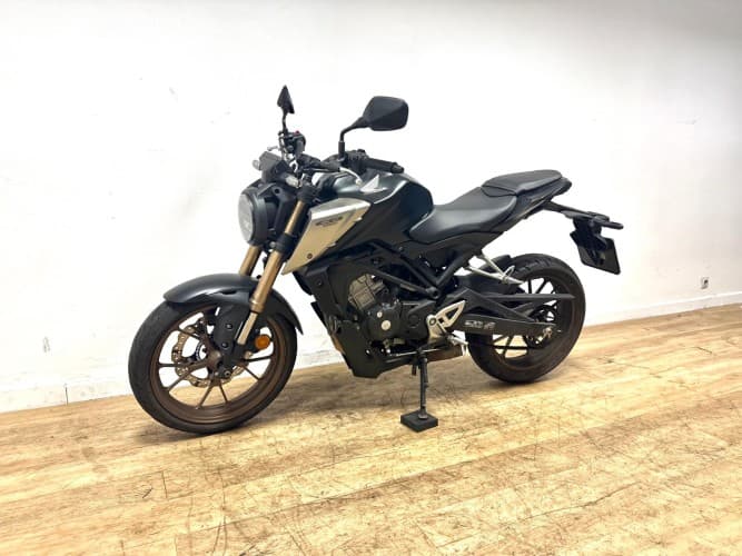 HONDA CB 125 R 2021 de segunda mano