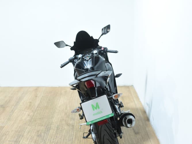 YAMAHA YZF R125 2024 de segunda mano