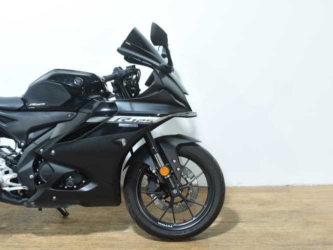 YAMAHA YZF R125 2024 de segunda mano