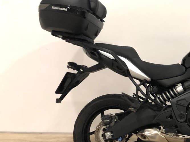 Comprar KAWASAKI VERSYS 650 (TOP CASE)(A) 2021 de segunda mano KAWASAKI VERSYS 650 (TOP CASE)(A) 2021 de segunda mano