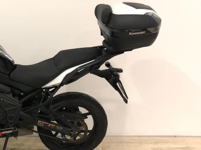 Comprar KAWASAKI VERSYS 650 (TOP CASE)(A) 2021 de segunda mano KAWASAKI VERSYS 650 (TOP CASE)(A) 2021 de segunda mano