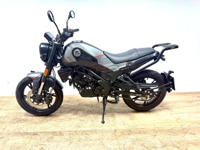 Comprar BENELLI LEONCINO 125 2022 de segunda mano BENELLI LEONCINO 125 2022 de segunda mano