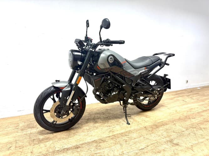 Comprar BENELLI LEONCINO 125 2022 de segunda mano BENELLI LEONCINO 125 2022 de segunda mano
