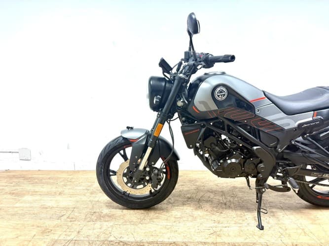 Comprar BENELLI LEONCINO 125 2022 de segunda mano BENELLI LEONCINO 125 2022 de segunda mano