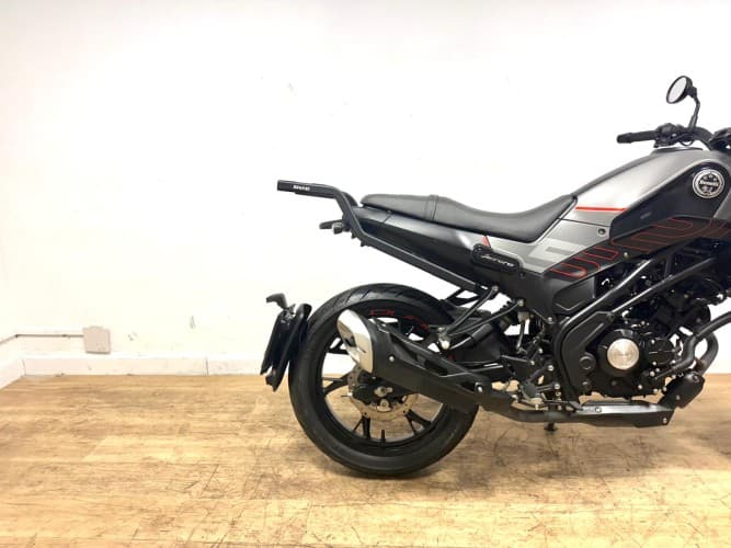 Comprar BENELLI LEONCINO 125 2022 de segunda mano BENELLI LEONCINO 125 2022 de segunda mano