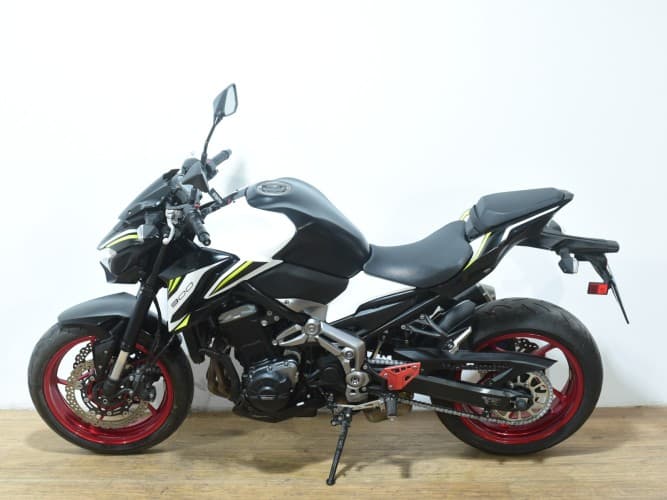 Comprar KAWASAKI Z 900 (E) (A2) 2019 de segunda mano KAWASAKI Z 900 (E) (A2) 2019 de segunda mano