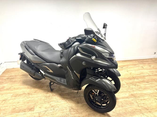 Comprar YAMAHA TRICITY 300 2020 de segunda mano YAMAHA TRICITY 300 2020 de segunda mano