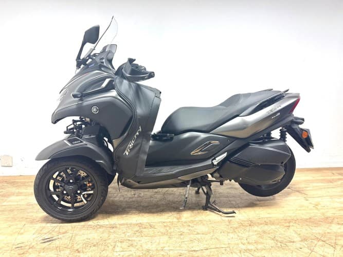 Comprar YAMAHA TRICITY 300 2020 de segunda mano YAMAHA TRICITY 300 2020 de segunda mano