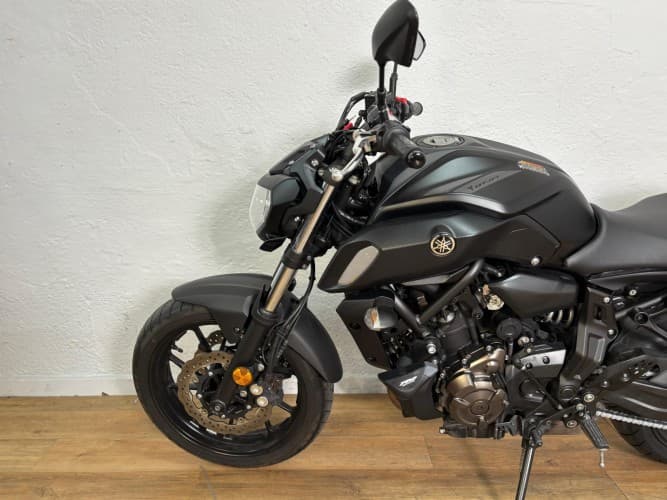 Comprar YAMAHA MT-07 (A2) 2018 de segunda mano YAMAHA MT-07 (A2) 2018 de segunda mano