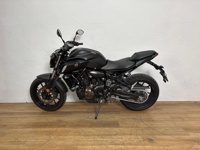 Comprar YAMAHA MT-07 (A2) 2018 de segunda mano YAMAHA MT-07 (A2) 2018 de segunda mano